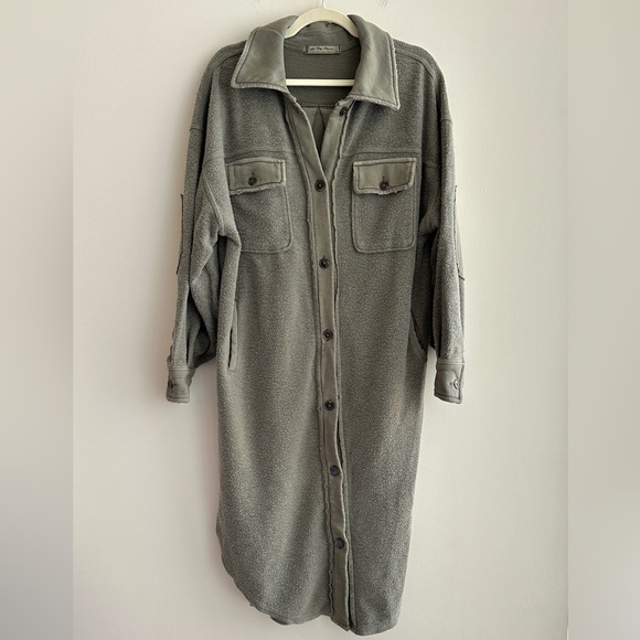 We The Free Jackets & Blazers - We The Free Ruby Oversized Shirt Jacket, Size XS, Olive Green